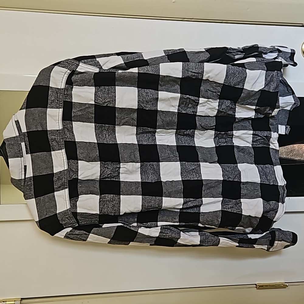Flannel - Picture 2 of 3